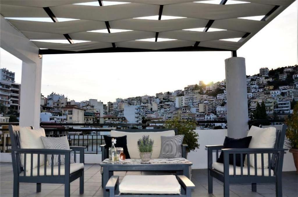 Apartment Port View 2